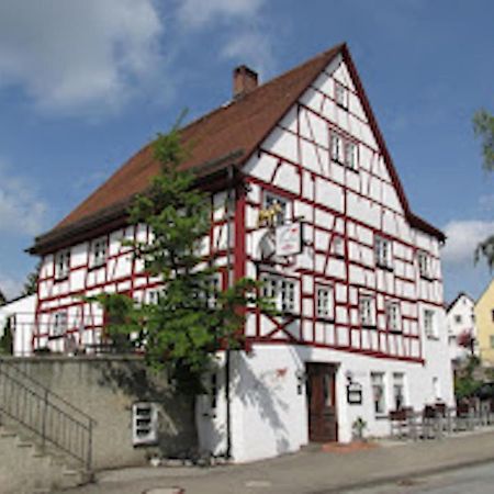 Готель Schildwirtschaft Zum Rothen Ochsen Лаупгайм Екстер'єр фото